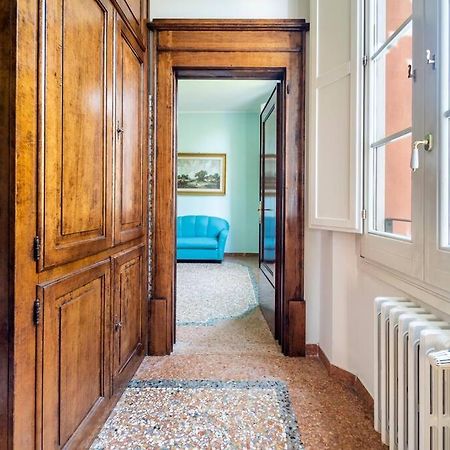 Elegant Apt, Wi-Fi And Garden Apartment Bologna Luaran gambar