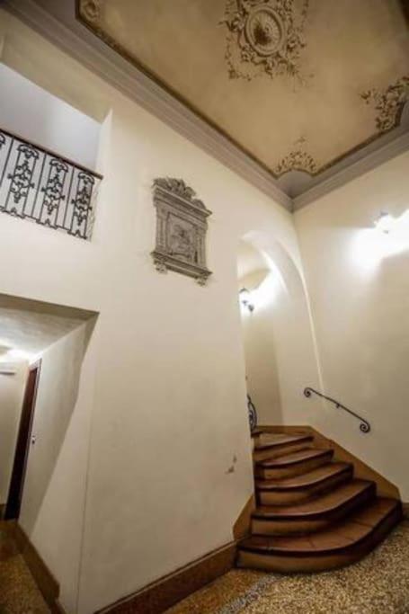 Elegant Apt, Wi-Fi And Garden Apartment Bologna Luaran gambar