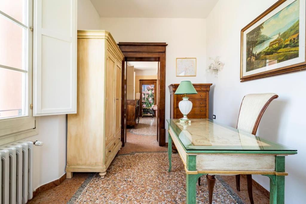 Elegant Apt, Wi-Fi And Garden Apartment Bologna Luaran gambar